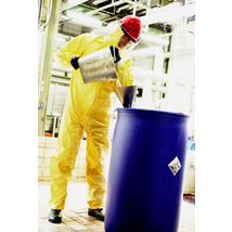 Product_thumb_3.0016_tychem-c-in-use
